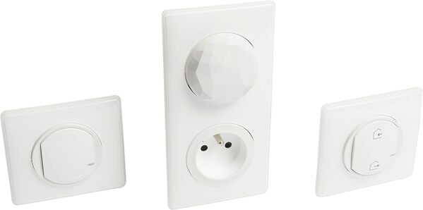 LEGRAND - Kit Démarrage Produits Connectés Céliane with Netatmo - 1 Prise Connectée + 1 Interrupteur Connecté + 1 Commande Générale + 1 Commande Éclairage/Prise - Fabriqué En France - Laqué Blanc