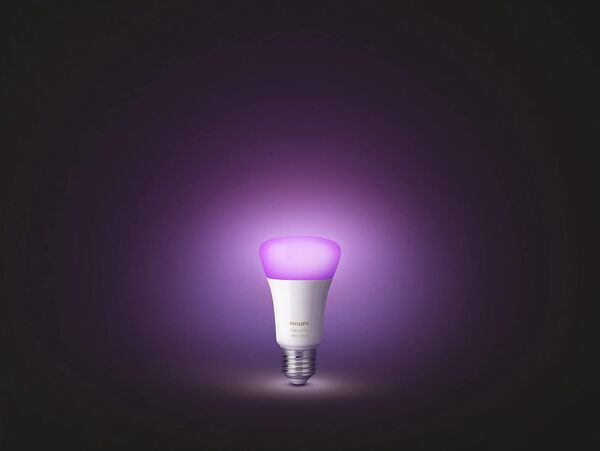 Philips Hue Ampoules LED Connectées White & Color Ambiance E27 Compatible Bluetooth, Fonctionne avec Alexa Pack de 2 [Classe énergétique F]