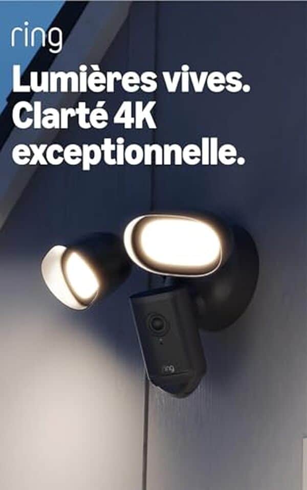 Découvrez les performances de la nouvelle ring Floodlight Cam Pro avec vidéo 4K et zoom 10x, pour une sécurité optimale avec des images d'une netteté incroyable.