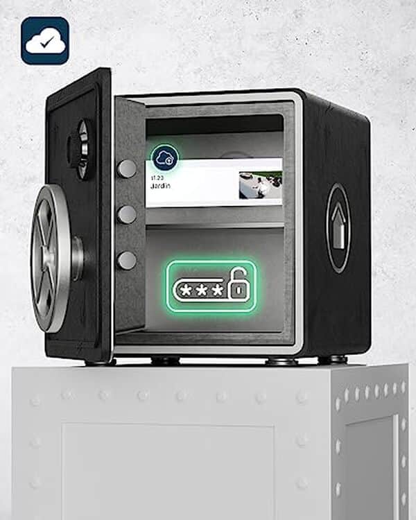 Découvrez la caméra Arlo Ultra 2 4K : performance et sécurité au rendez-vous, même la nuit grâce à sa vision nocturne en couleur exceptionnelle.