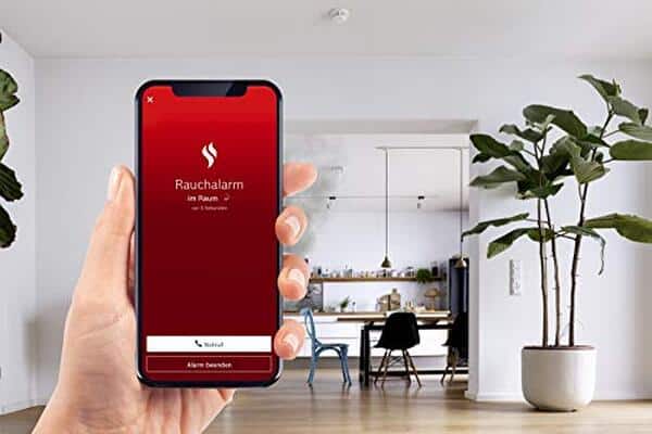 Découvrez notre test complet du détecteur de fumée Bosch Smart Home. Sécurité connectée performante, installation facile et intégration domotique : tous les détails pour protéger votre maison. 